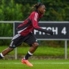 17yo Nigerian winger training with Newcastle United first team in Germany